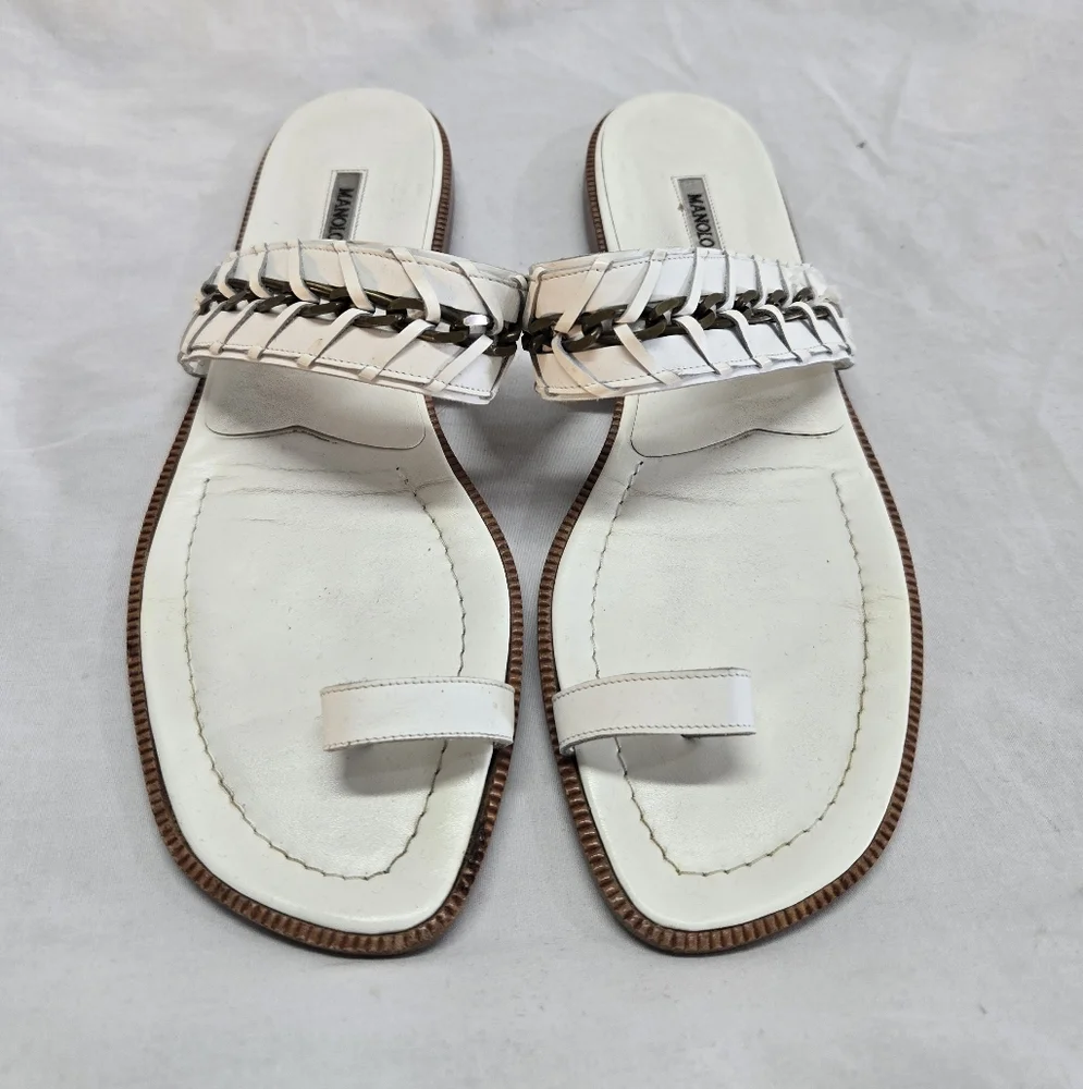 Manolo Blahnik Women's 40.5 White Toe Loop Leather Brass Chain Sandals - Picture 1 of 6